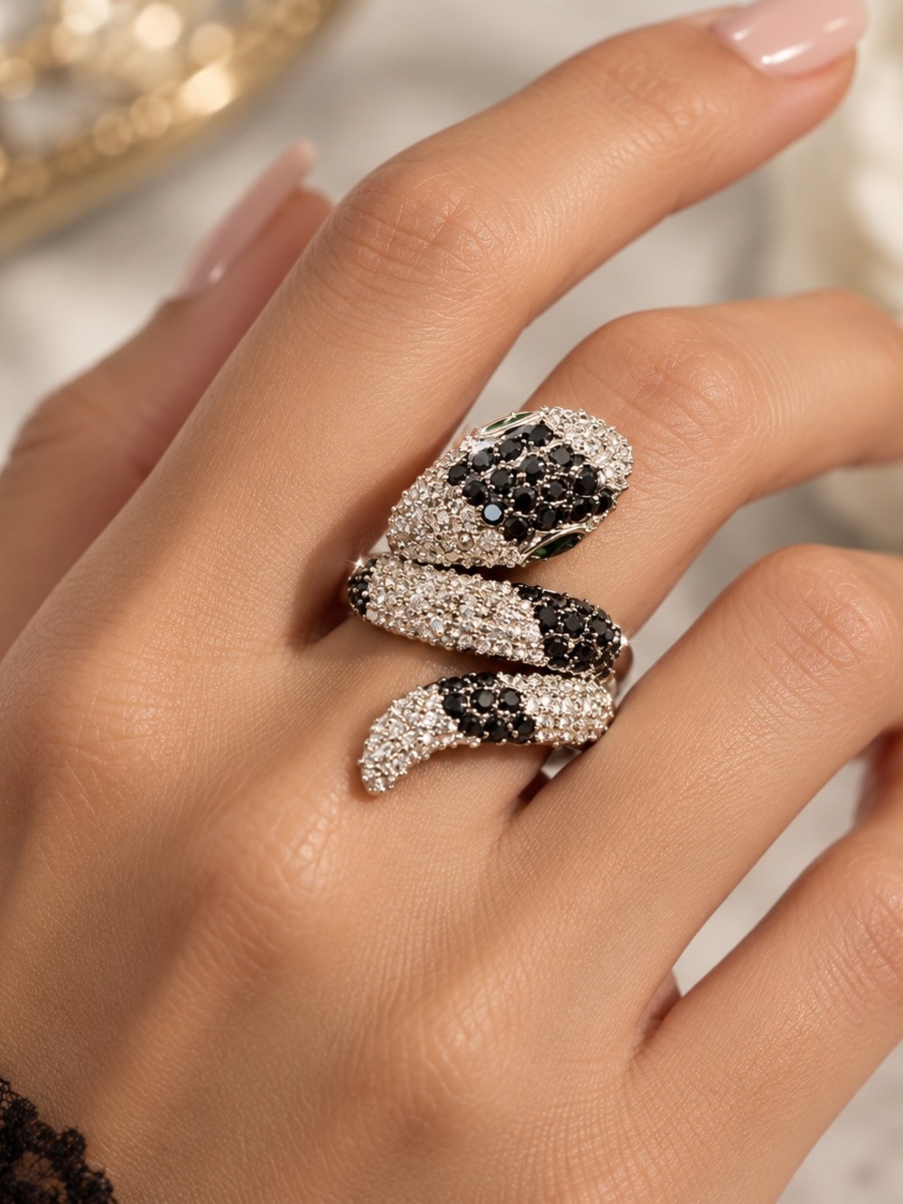 nOir NYC Black Silver Pavé Crystal Snake Statement Ring Size 6